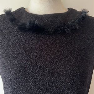 Joseph Ribkoff Blk Fur Trimmed Shell10 EUC